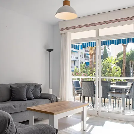 Apartment Aamos De Torremolinos